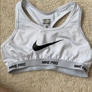 Nike Pro Youth Large Sports Bra